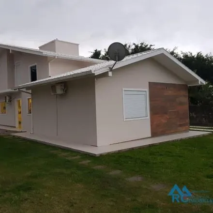 Buy this 3 bed house on Padaria e Lancheira Multipan in Rodovia Abílio Manoel de Lima, Campo d'Una