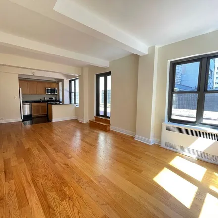 Rent this 1 bed apartment on Chick-fil-A in 711 Lexington Avenue, New York