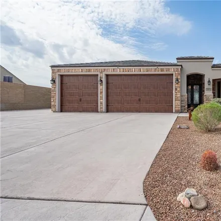 Buy this 4 bed house on 2976 Sidewheel Drive in Bullhead City, AZ 86429