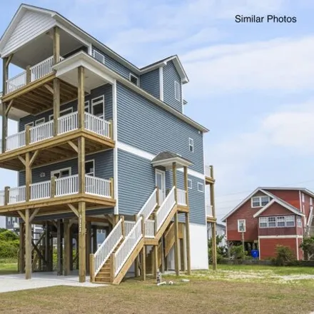 Image 7 - 8121 6th Avenue, North Topsail Beach, NC 28460, USA - House for sale