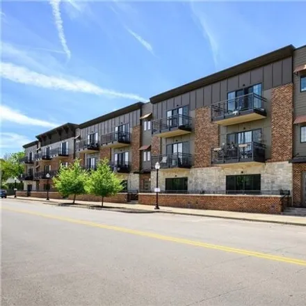 Image 1 - Mulberry Street, Jeffersonville, IN 47132, USA - Condo for sale
