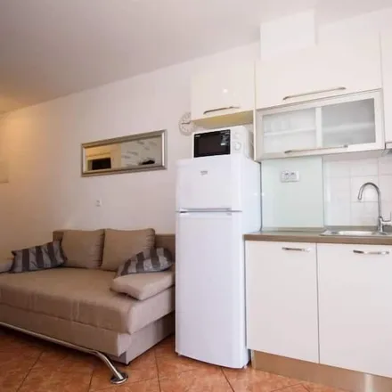 Image 3 - 22203, Croatia - Apartment for rent