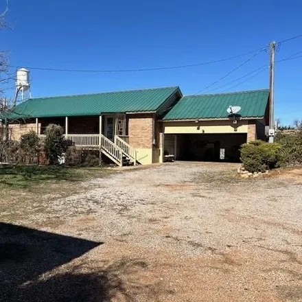 Image 2 - 536 East Sammy Baugh Avenue, Rotan, Fisher County, TX 79546, USA - House for sale