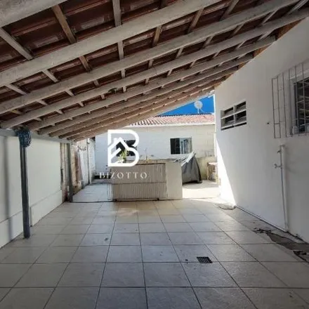 Buy this 7 bed house on Rua Prefeito Cantídio Veríssimo in Universitário, Biguaçu - SC