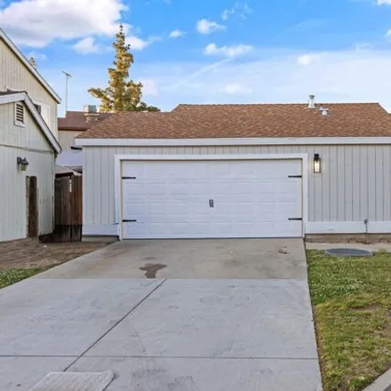 Buy this 3 bed house on 398 East Elowin Court in Visalia, CA 93291