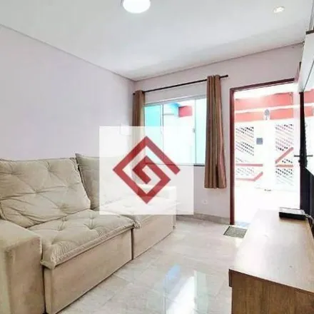 Buy this 2 bed house on Rua Gomes Freire in Jardim Santo Antônio, Santo André - SP
