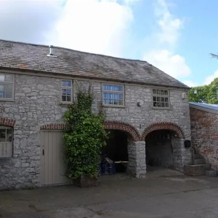 Rent this 2 bed room on Pen-y-ffordd in Calcoed Lane, Babell