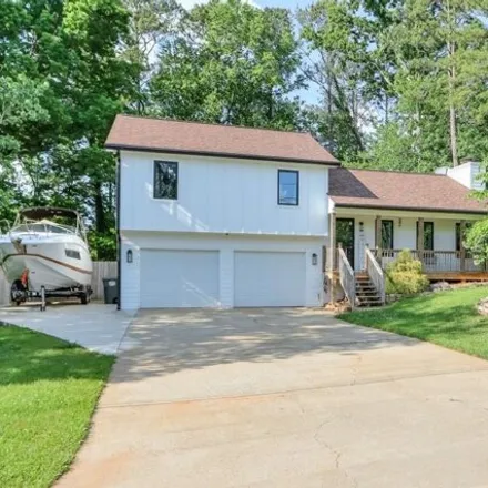 Buy this 3 bed house on 8098 Summit Creek Drive in Kennesaw, GA 30152