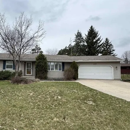 Buy this 3 bed house on 1395 Wellington Drive in Reedsburg, WI 53959