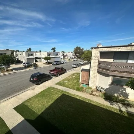 Image 9 - 16652 Jib Circle, Huntington Beach, CA 92649, USA - Condo for rent