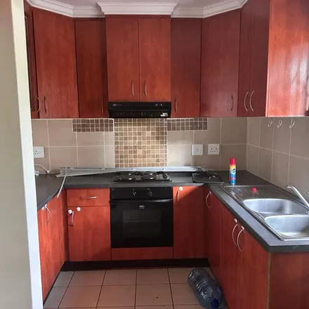 Image 9 - 2nd Avenue, Rustenburg Ward 34, Rustenburg, 0393, South Africa - Apartment for rent