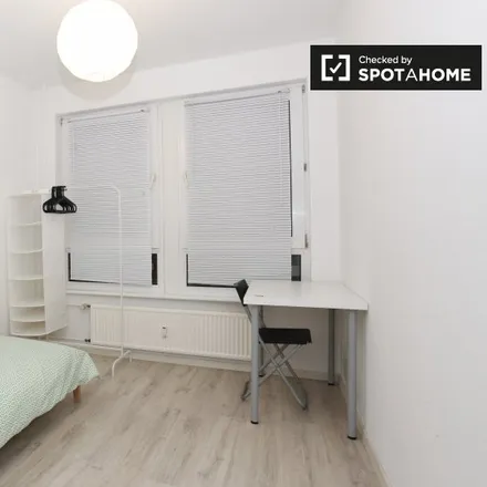 Rent this 4 bed room on Koloniestraße 3-4 in 13357 Berlin, Germany