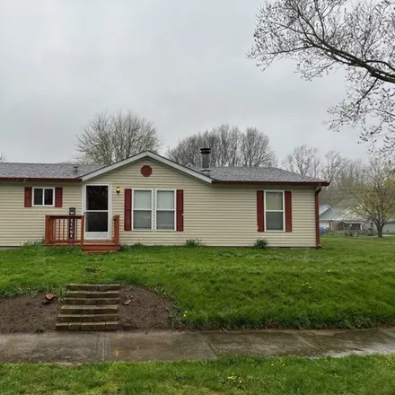 Buy this 3 bed house on 132 North East Street in Carthage, Rush County