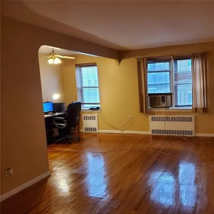 Buy this studio apartment on 121-36 82nd Avenue in New York, NY 11415