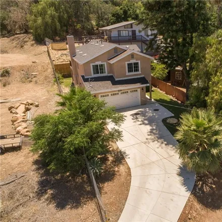 Image 3 - 33499 Mitchell Drive, Lakeland Village, CA 92530, USA - House for sale