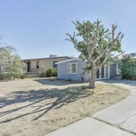 Buy this 2 bed house on 416 North Alvord Street in Ridgecrest, CA 93555