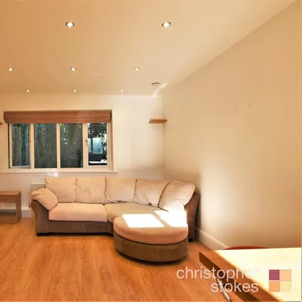 Image 2 - Mill Lane, Watton-at-Stone, SG14 3TT, United Kingdom - Apartment for rent