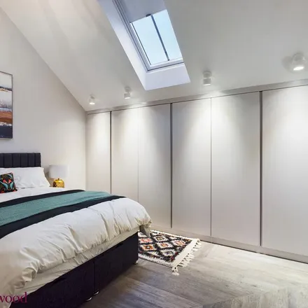 Rent this 1 bed apartment on Bridge Street in Banbury, OX16 5QF