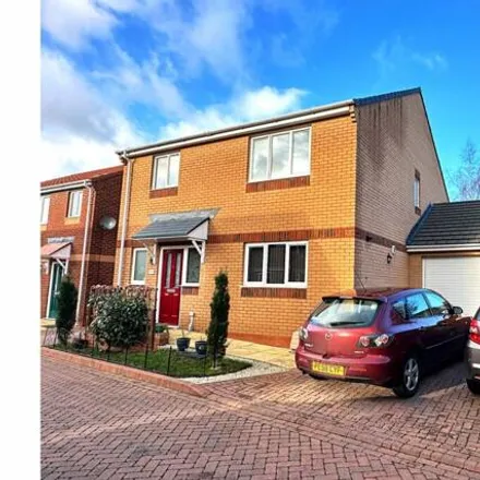 Buy this 3 bed house on Purton GP Surgery in Willis Way, Purton