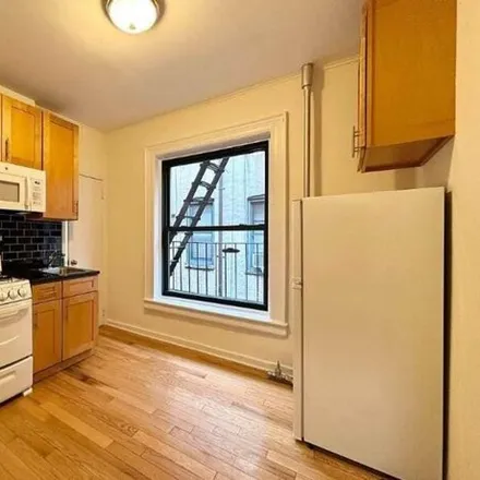 Rent this 1 bed apartment on 264 6th Avenue in New York, NY 10012