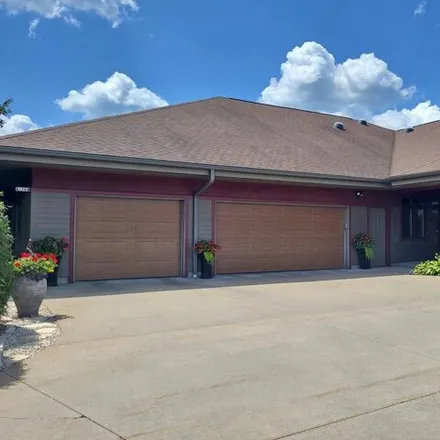 Buy this 3 bed condo on 2044 Pheasant Run Drive in Marshfield, WI 54449
