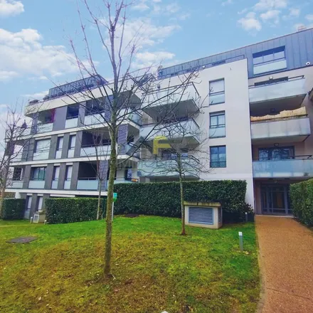 Rent this 2 bed apartment on 178 Avenue Jean Jaurès in 92290 Châtenay-Malabry, France