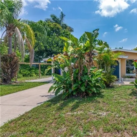 Buy this 3 bed house on 1712 Braman Avenue in Fort Myers, FL 33901
