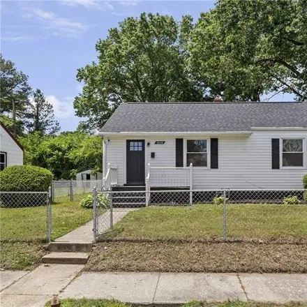Buy this 3 bed house on 2608 Dunn Avenue in Richmond, VA 23222