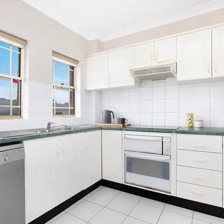 Image 8 - 4 Alexander Street, Coogee NSW 2034, Australia - Apartment for rent