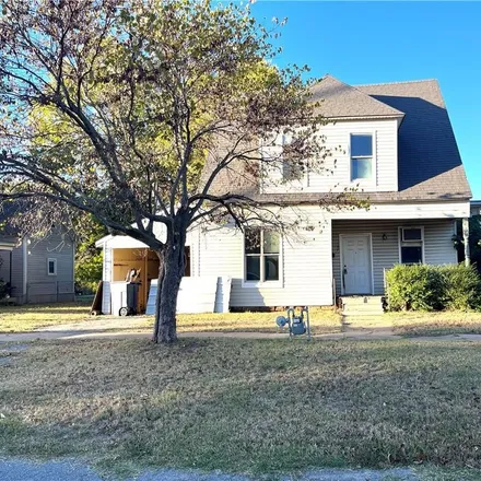 Buy this 3 bed house on 107 West 5th Street in Stroud, OK 74079