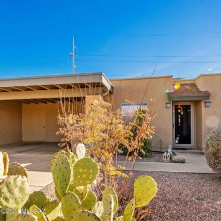 Image 2 - 7800 East Baker Street, Tucson, AZ 85710, USA - House for rent