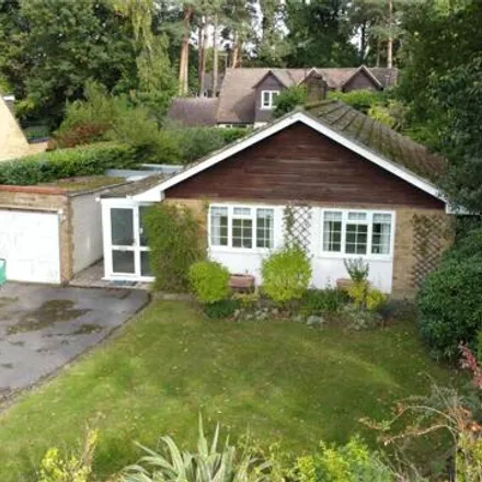 Buy this 3 bed house on Pine Drive in Finchampstead, RG40 3LE