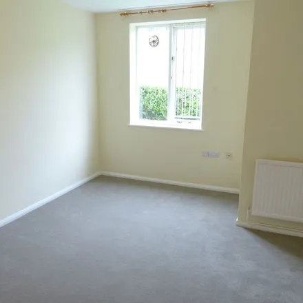 Image 2 - Winston House, Lichfield Grove, London, N3 2JH, United Kingdom - Apartment for rent