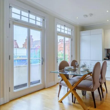 Image 1 - Hamlet Gardens, London, W6 0TT, United Kingdom - Apartment for rent