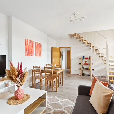 Rent this 3 bed apartment on Braunschweiger Straße 35 in 39116 Magdeburg, Germany