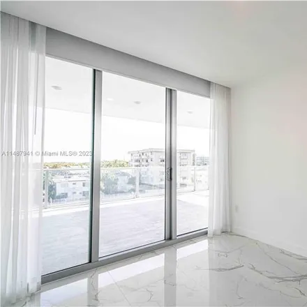 Image 6 - 8427 Crespi Boulevard, Miami Beach, FL 33141, USA - Townhouse for rent