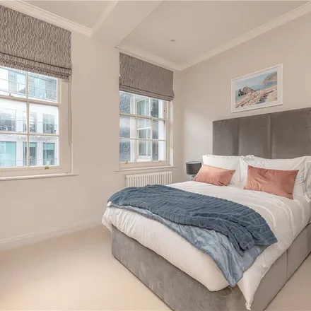Image 1 - 18 Curzon Street, London, W1J 7SX, United Kingdom - Apartment for rent
