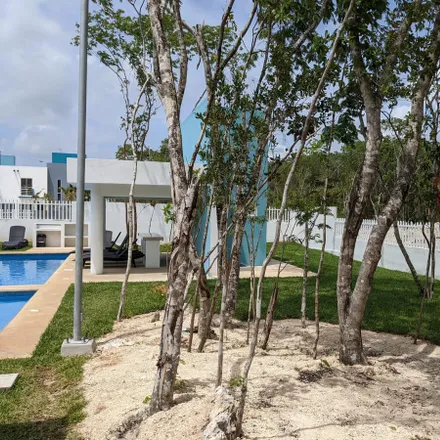 Image 1 - Calle Nardos, Mision Los Flores, 77723 Playa del Carmen, ROO, Mexico - House for sale