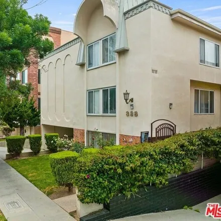 Rent this 3 bed house on 334 South Elm Drive in Beverly Hills, CA 90212