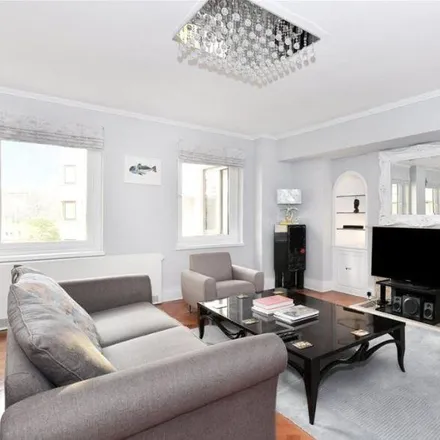 Image 2 - Over-Seas House, Park Place, London, SW1A 1NN, United Kingdom - Apartment for rent