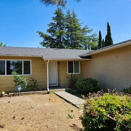 Buy this 3 bed house on 198 Edgehill Court in Harry Floyd Terrace, Vallejo
