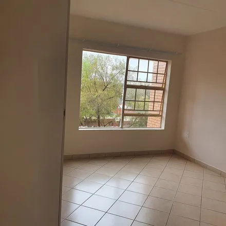 Image 4 - Monroe Close, Tshwane Ward 101, Gauteng, 0050, South Africa - Apartment for rent