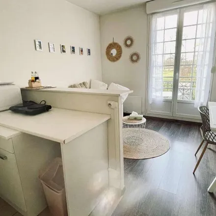 Rent this 1 bed apartment on 9001 Avenue de Montjoyeux in 37200 Tours, France