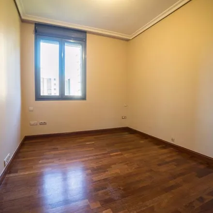 Rent this 4 bed apartment on Prado San Sebastián in Avenida de Carlos V, 41004 Seville