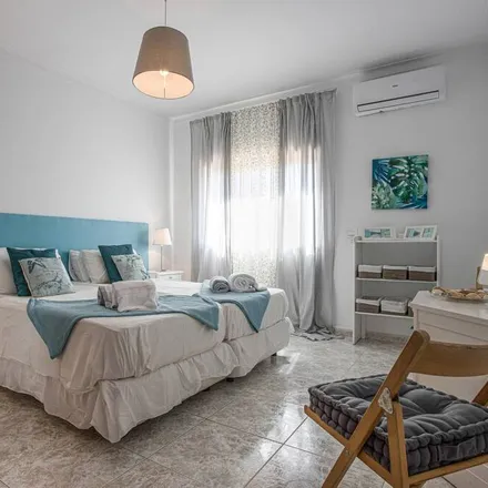 Rent this 5 bed house on 8400-241 Distrito de Évora