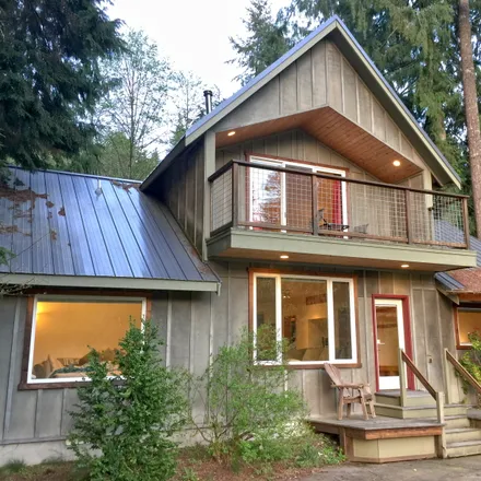 Rent this 3 bed house on 10778 Glacier Rim Drive in Whatcom County, WA 98244