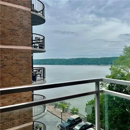 Buy this studio apartment on 2575 Palisade Avenue in New York, NY 10463
