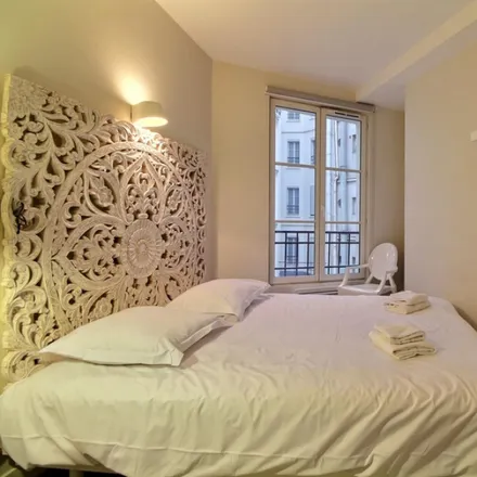 Image 2 - 3 Rue de Vintimille, 75009 Paris, France - Apartment for rent