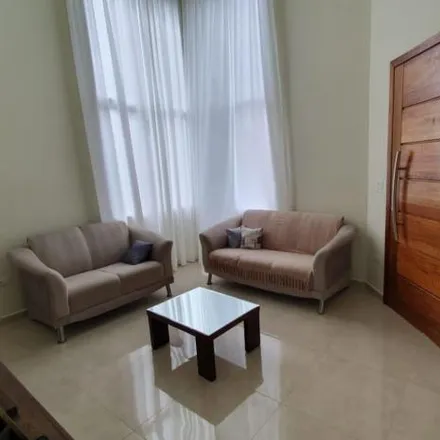 Buy this 3 bed house on Avenida Grandeiro Guimarães in Centro, Taubaté - SP