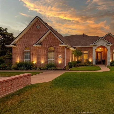 Buy this 4 bed house on 9 Raven Drive in Steep Hollow, Brazos County